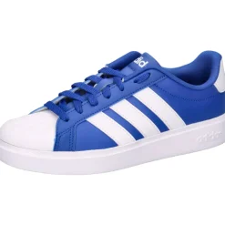 adidas Streettalk