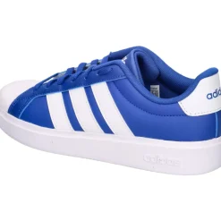 adidas Streettalk