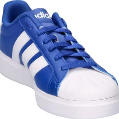 adidas Streettalk