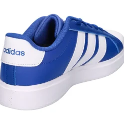 adidas Streettalk