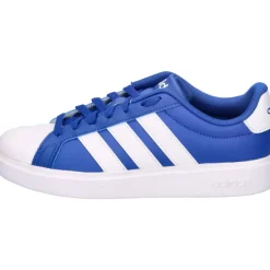 adidas Streettalk