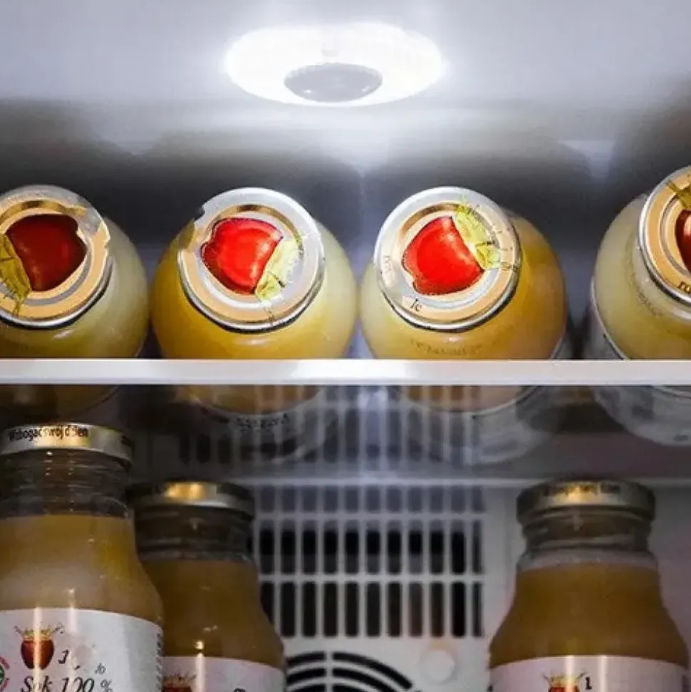 Adler AD 8088 Getränkekühlschrank 15 l 850 mm hoch Schwarz