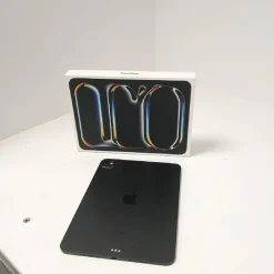 Apple iPad Pro 11