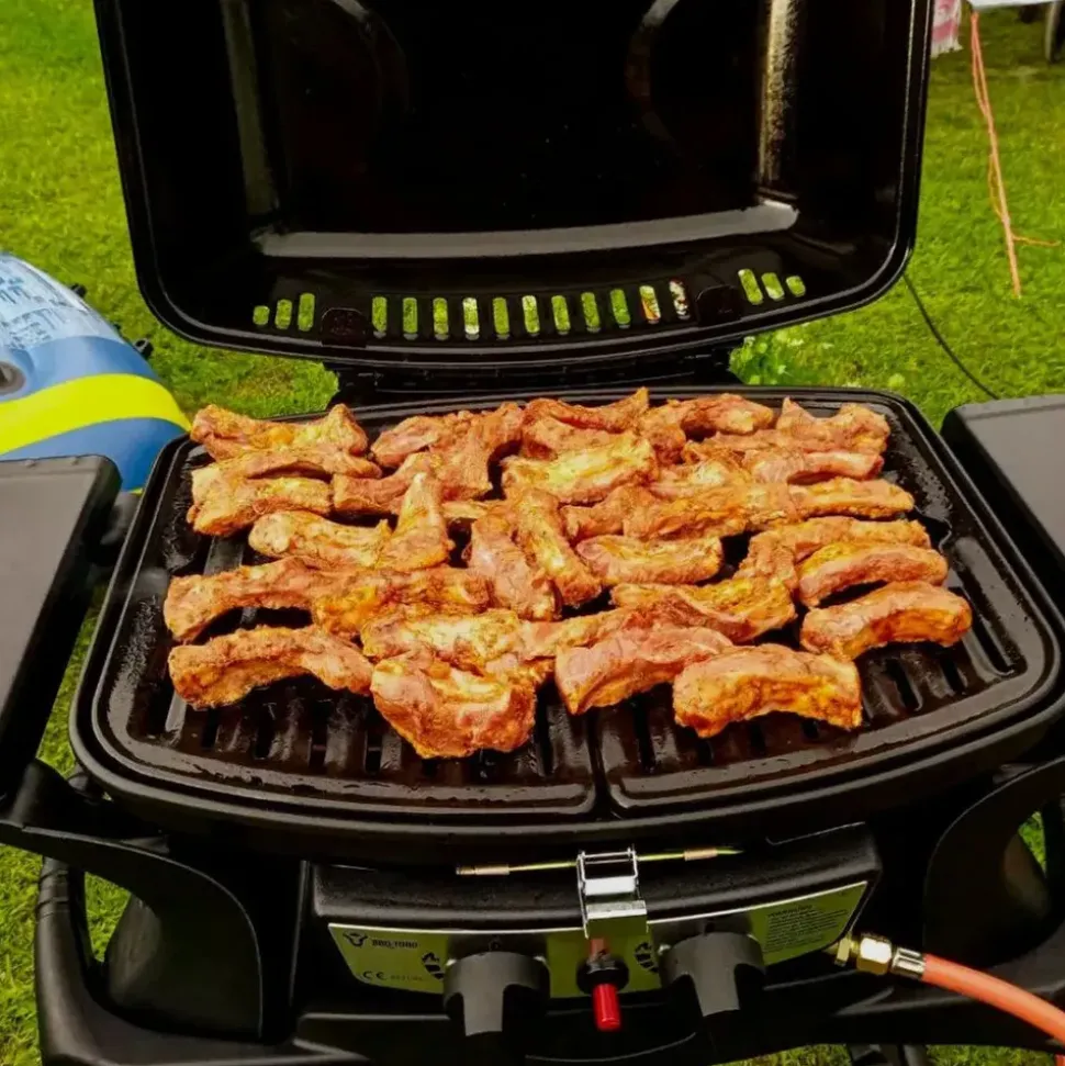 BBQ-Toro Tragbarer Tisch Gasgrill