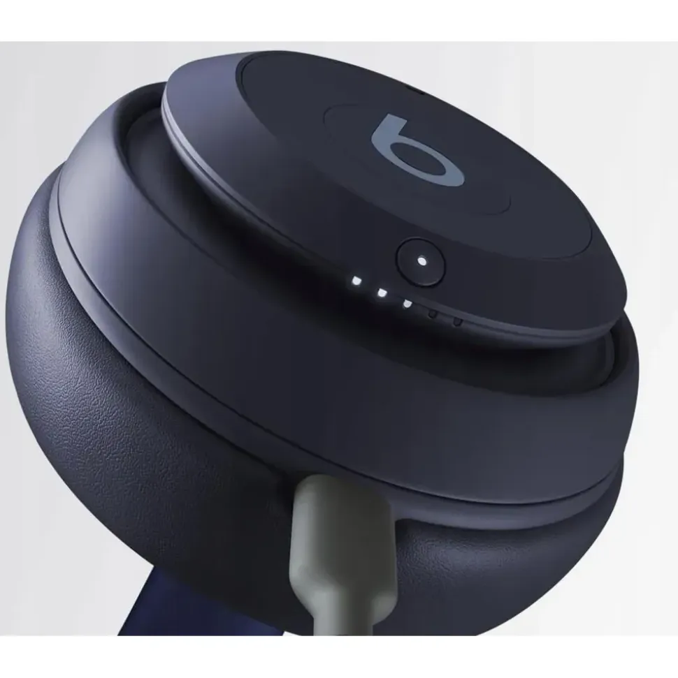 Beats Studio Pro