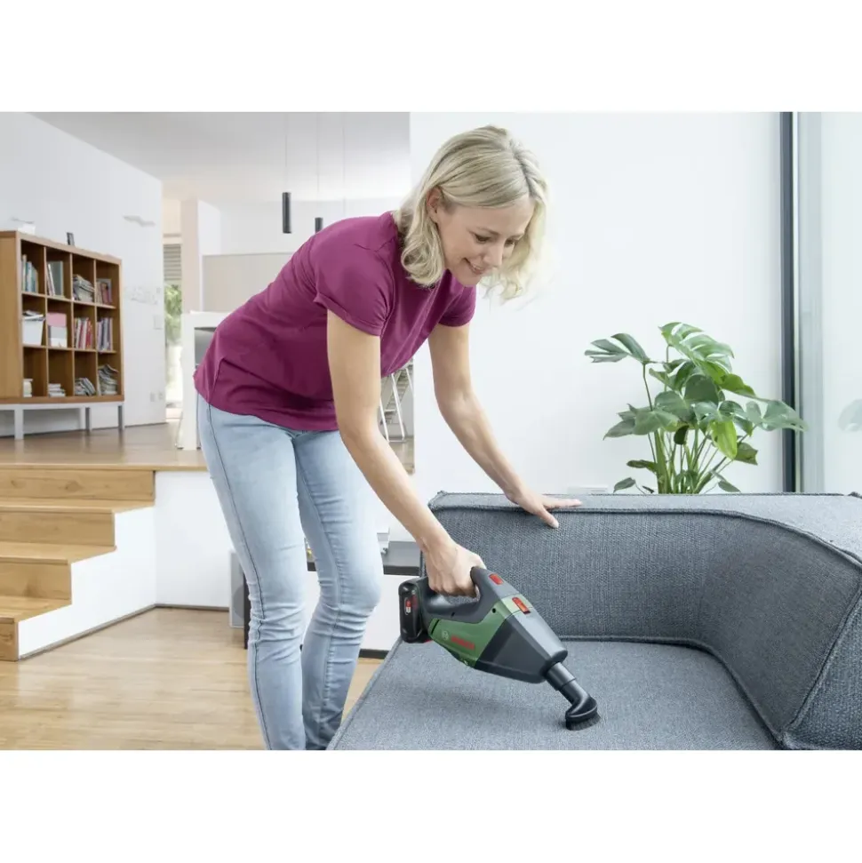 Bosch UniversalVac 18