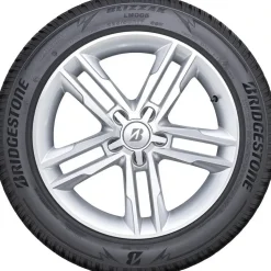 Bridgestone Blizzak LM005