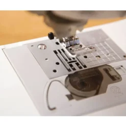 Brother Nähmaschine Innov-is NV10A weiß