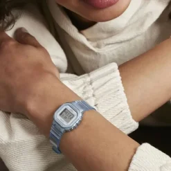 Casio Collection LA-20WHS-2AEF Plastic/Resin 30 mm