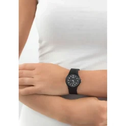 Casio Collection Resin 33,8 mm MQ-24-1BLLEG