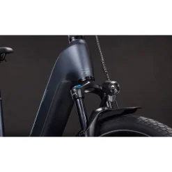 Cube Kathmandu Hybrid ONE 800
