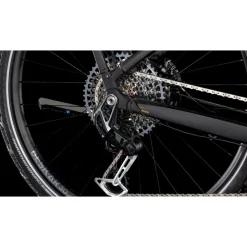 Cube Kathmandu Hybrid SLT 800