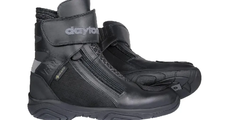 Daytona Arrow Vent GTX Schwarz 48