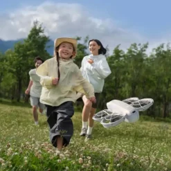 DJI Neo