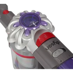 Dyson V8