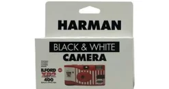 Ilford XP2 Einwegkamera mit Blitz 400 ASA SW