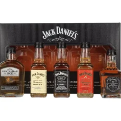Jack Daniel's Family of Fine Spirits Old No.7 Tennessee 40% vol 0,05 l + Gentleman Jack 40% vol 0,05 l + Single Barrel Select 45% vol 0,05 l + Tennessee Honey Likör 35% vol 0,05 l + Tennessee Fire Likör 35% vol 0,05 l Tasting-Set