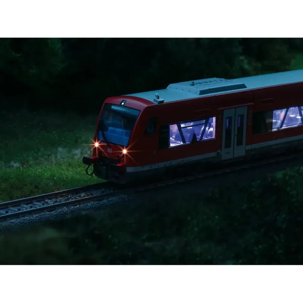 Märklin Dieseltriebwagen BR 650 der DB 36965 H0