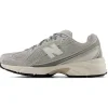 New Balance 740
