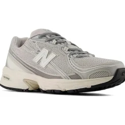 New Balance 740