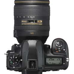 Nikon D780 + AF-S 24-120 mm ED VR