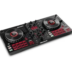 Numark Mixtrack Platinum FX - DJ Controller Pult mit 4-Deck Kontrolle, integriertem Audio Interface, Jogwheel-Displays und Effektpaddeln