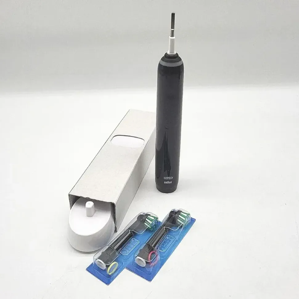 Oral-B Pro 3 3000 CrossAction schwarz + Aufsteckbürste