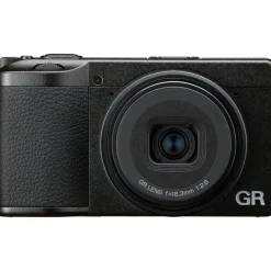 Ricoh GR IV