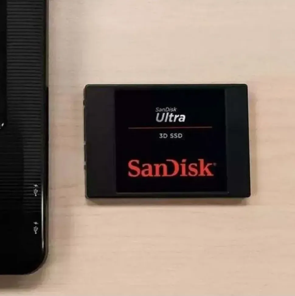 SanDisk Ultra 3D 4 TB SATA III Schwarz