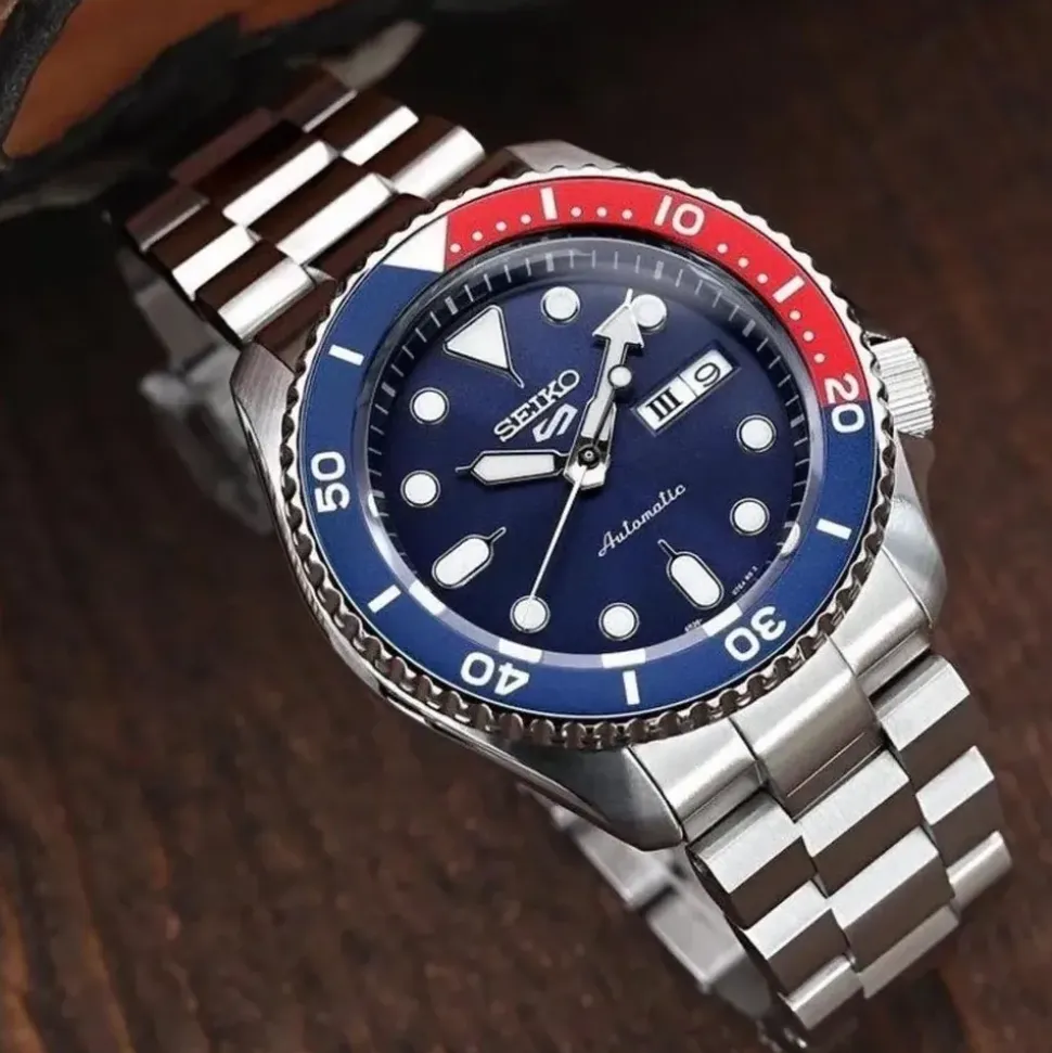 Seiko 5 Sports Edelstahl 42,5 mm SRPD53K1