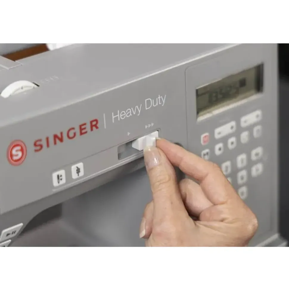 Singer Heavy Duty 6705C