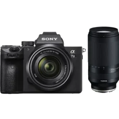 Sony Alpha 7 III + 28-70 mm OSS