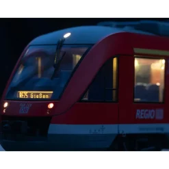 Trix Nahverkehrs-Dieseltriebwagen BR 648,2 T25714 H0