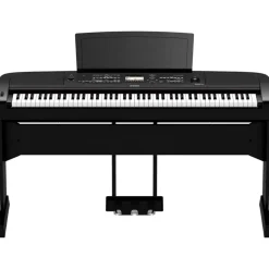 Yamaha DGX-670 black